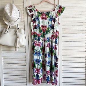 EmilyandFin Abstract Floral Dress - L